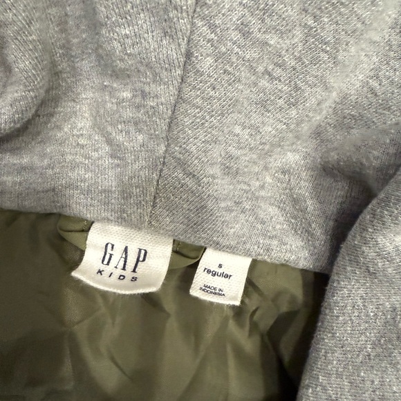 GAP Kids Jacket - Size 5 - Picture 4 of 5